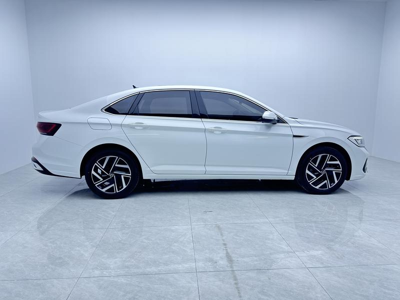 Volkswagen Sagitar 2023