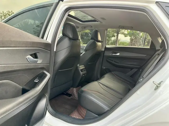 Geely Binrui Binrui COOL 1.5T DCT switch Version