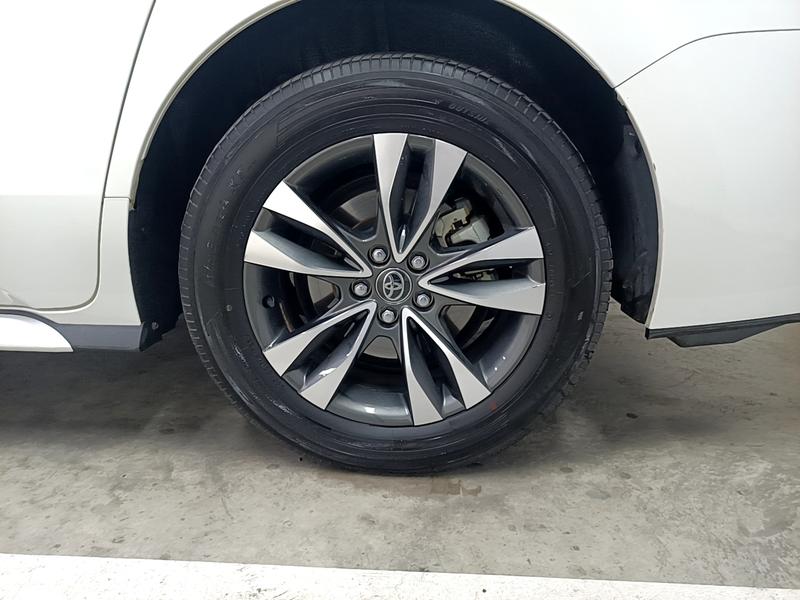 Toyota Gravia 2024