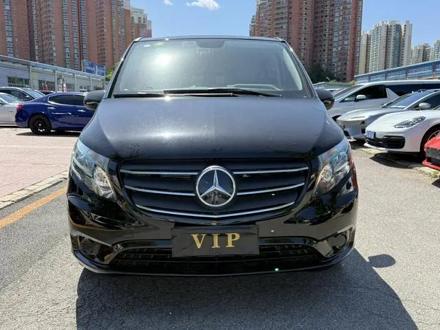 Mercedes-Benz Vito 2.0T Business Edition 7 Seats
