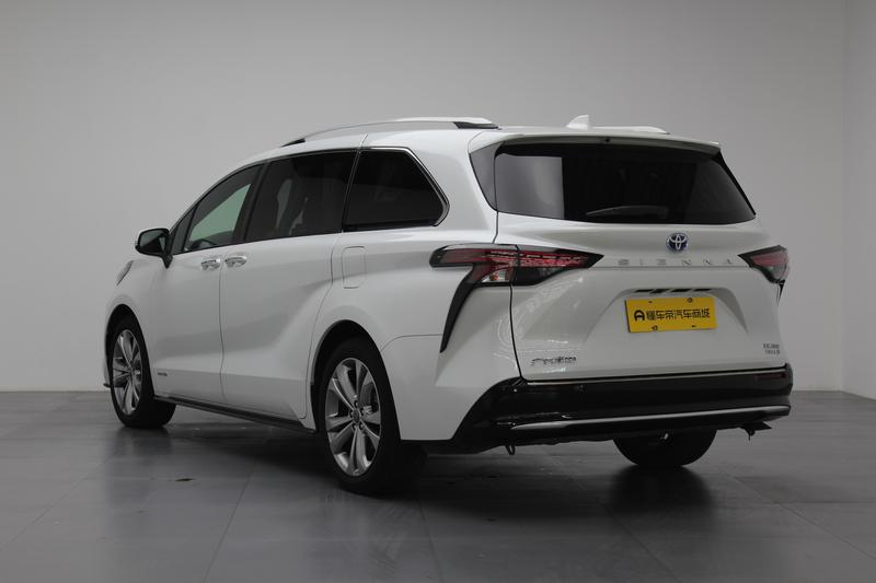 Toyota Sienna 2023