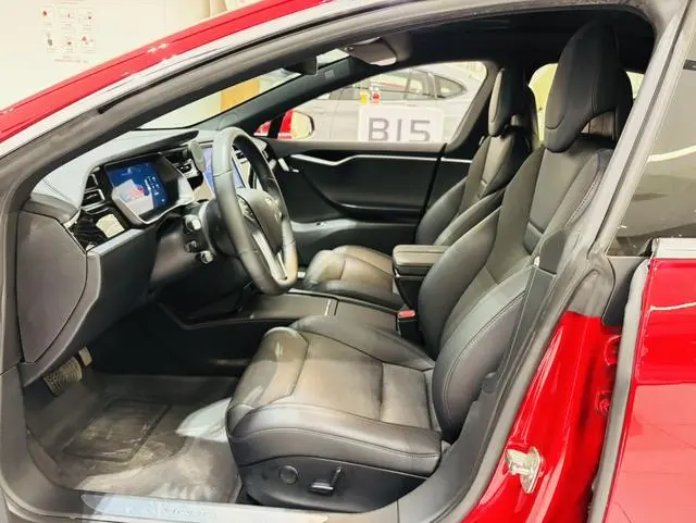 Tesla Model S 75