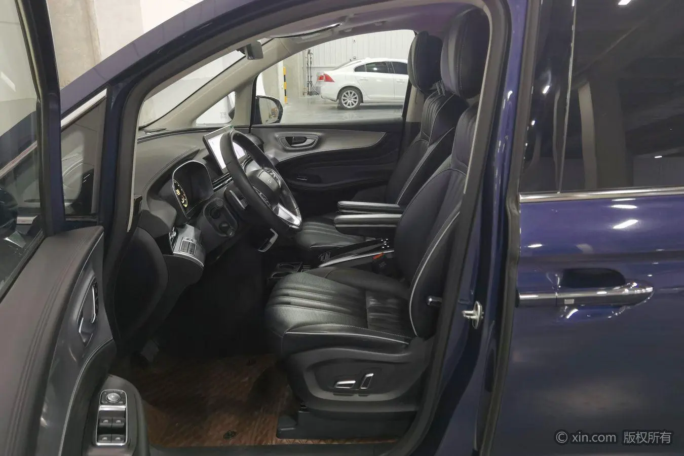 Roewe Roewe iMAX8 400TGI Supreme Series Premium Edition