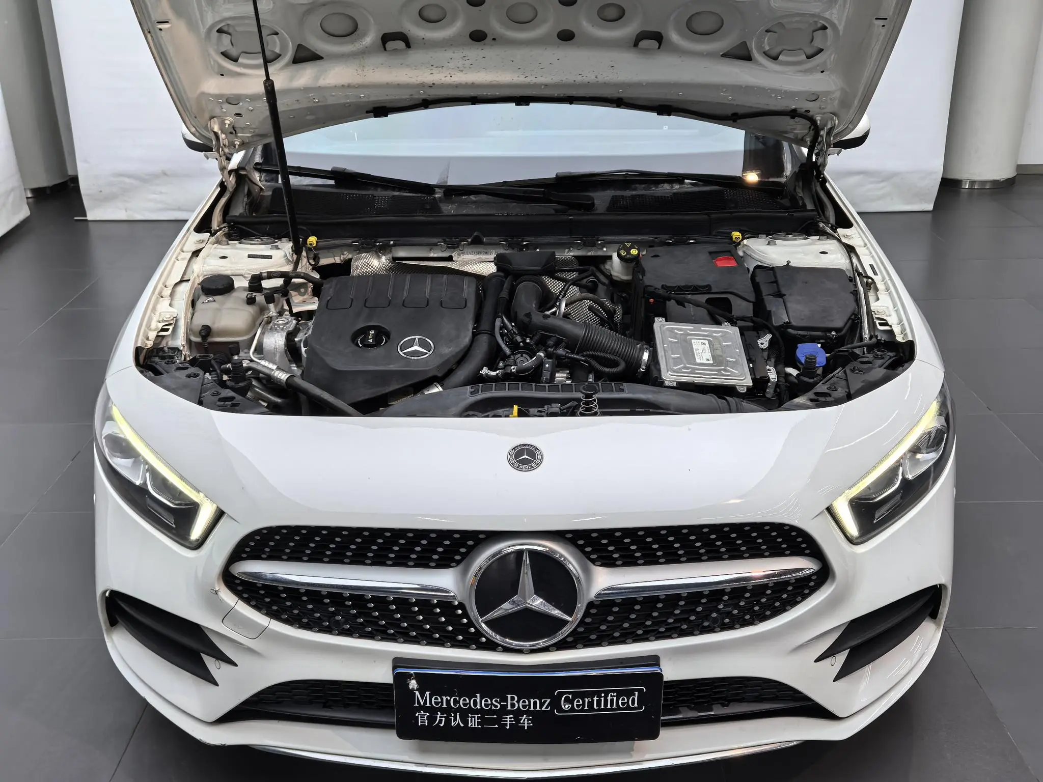 Mercedes-Benz Mercedes-Benz A-class A 200 L sports sedan dynamic Version
