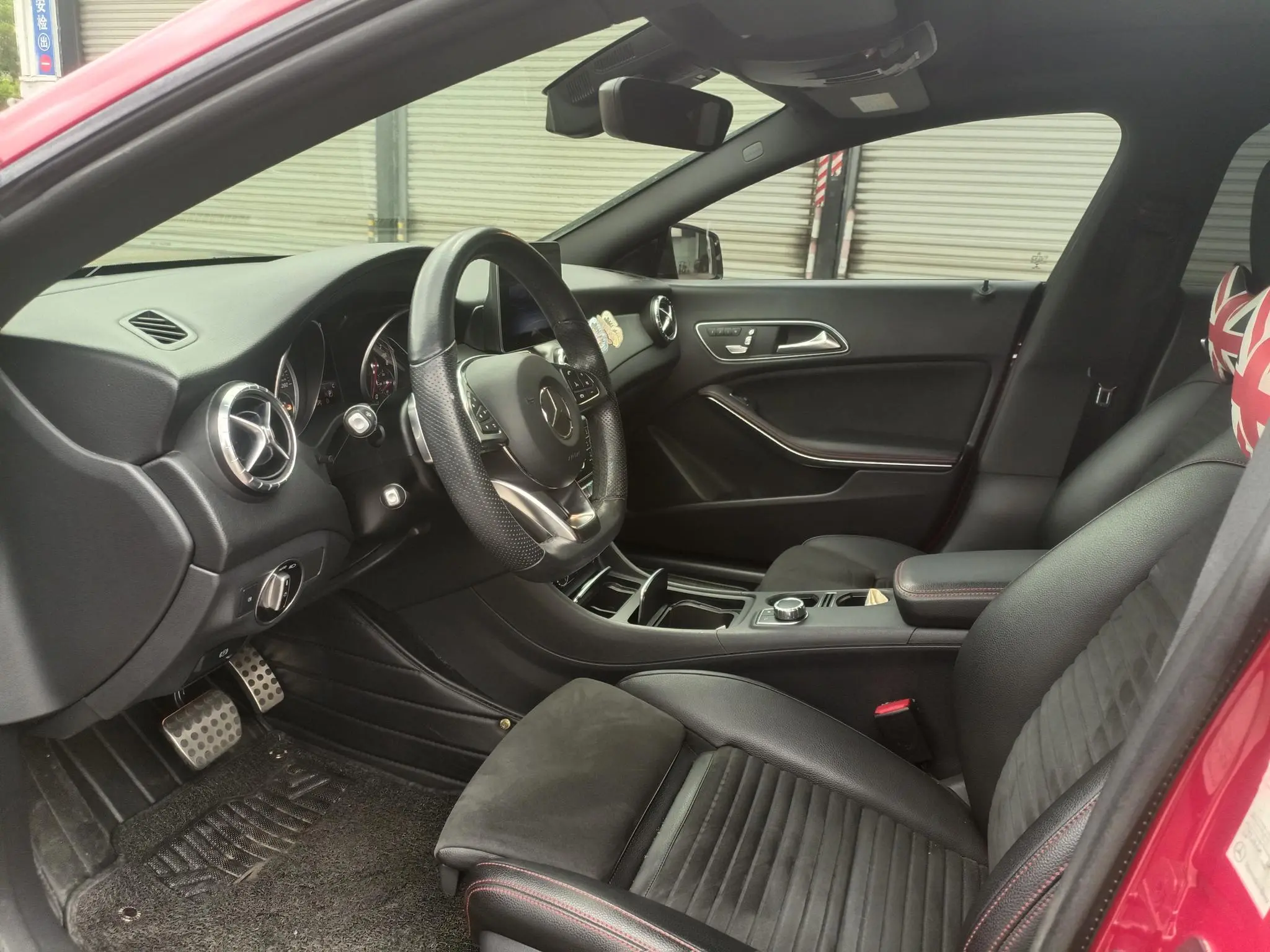 Mercedes-Benz Mercedes-Benz CLA CLA 220 4MATIC