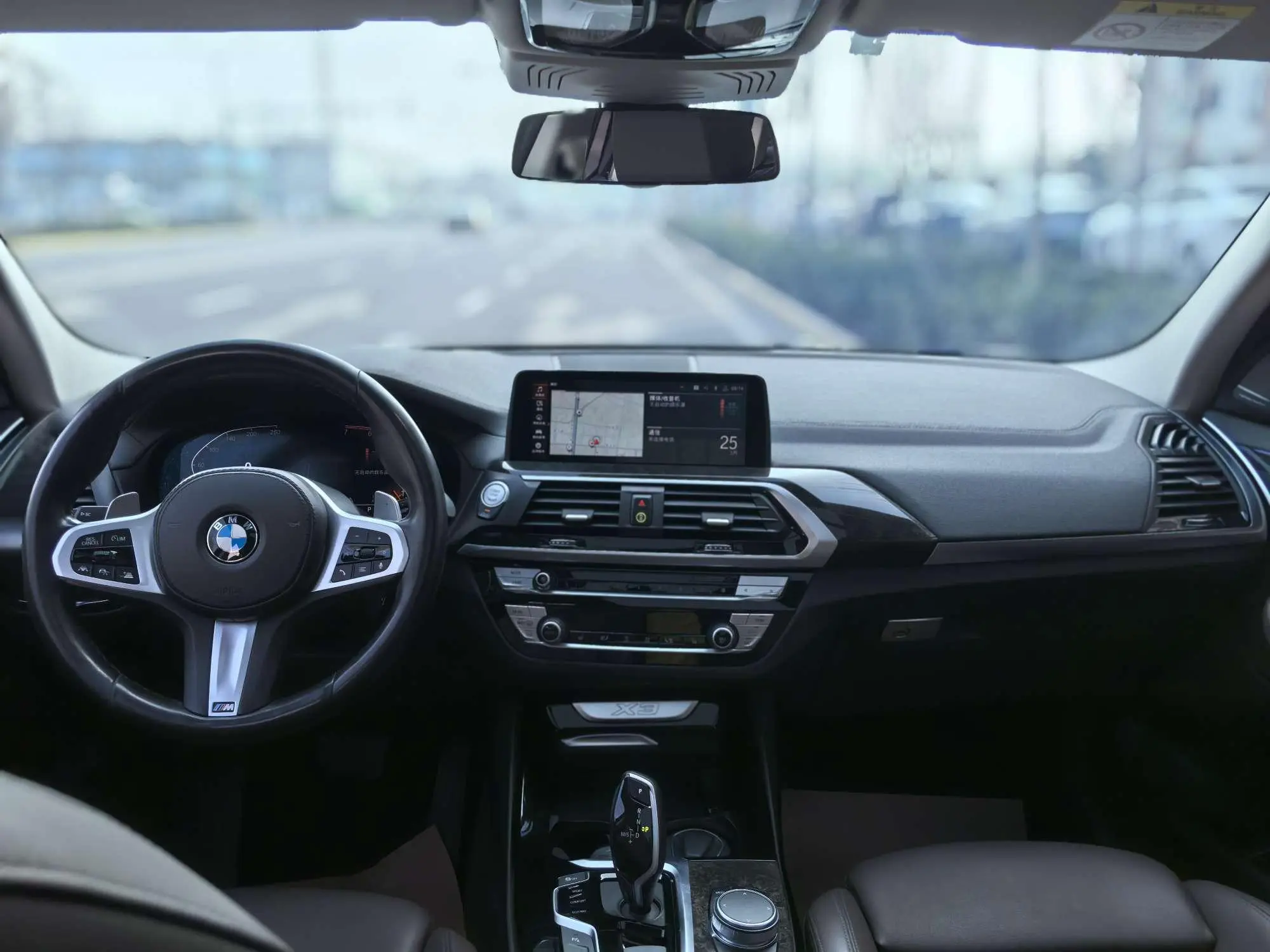 BMW BMW X3 xDrive30i leading M sports suit
