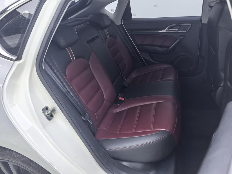 MG MG6 2017