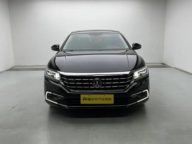 Volkswagen Passat PHEV 430PHEV Hybrid Deluxe Edition