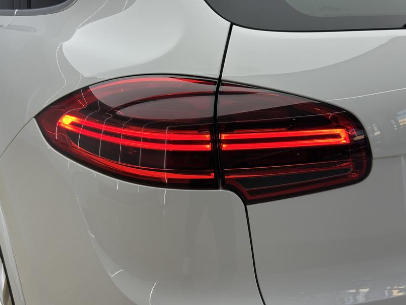 Porsche Cayenne 2016