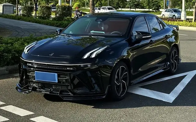 LYNK & CO Lynk 03 1.5TD DCT Champion Edition Pro