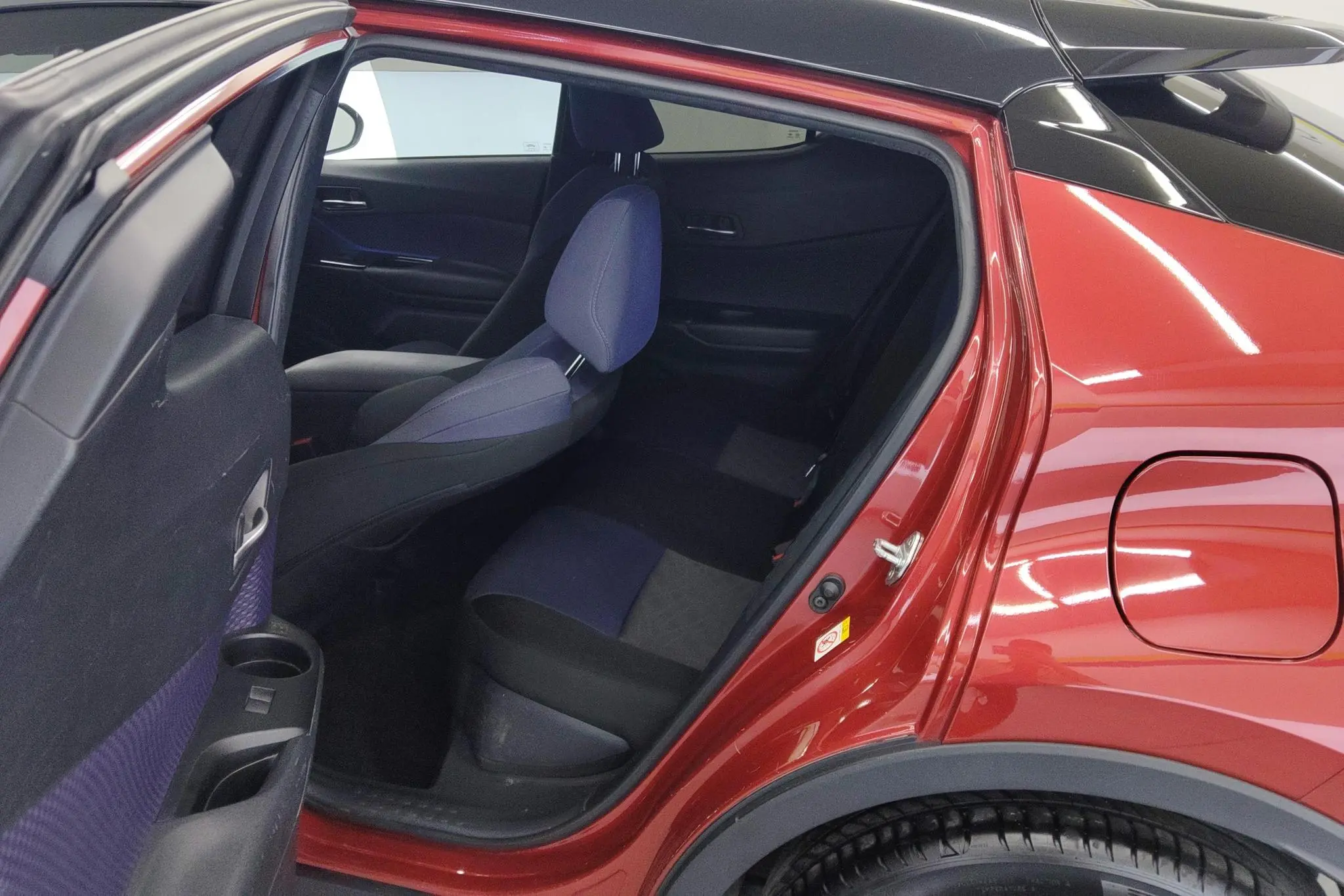 TOYOTA Toyota C-HR 2.0L leading skylight version country VI