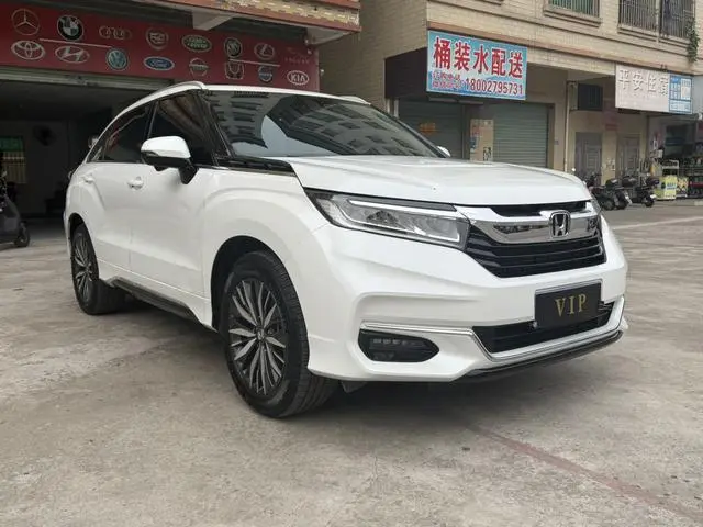 Honda Crown Road 370 TURBO 9AT Premium Edition AWD