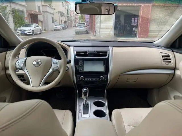 Nissan Teana Facelift 2.0 L XL Comfort Edition