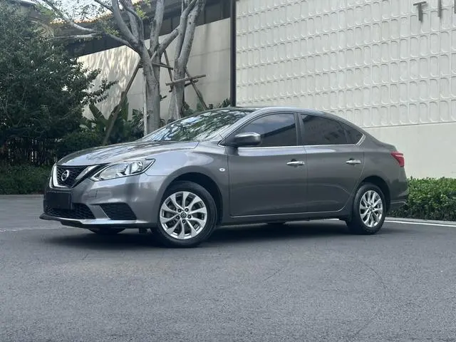 Nissan Xuan Yi Classic 1.6 XE CVT Comfort Edition