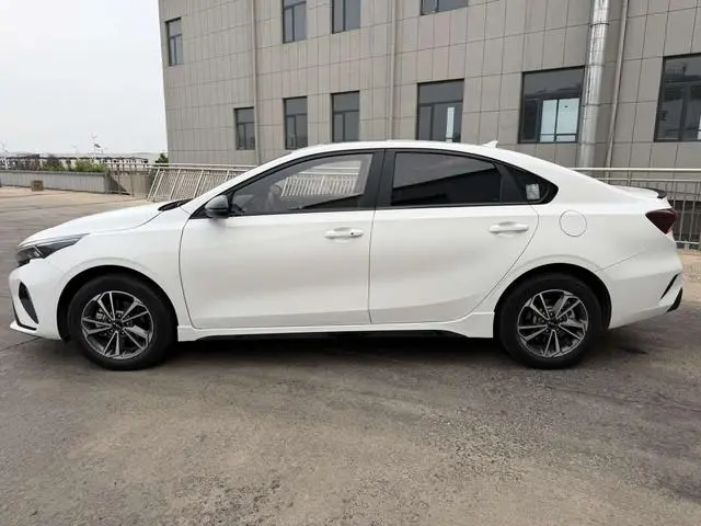 Kia Kia K3 1.4T DCT Deluxe Edition