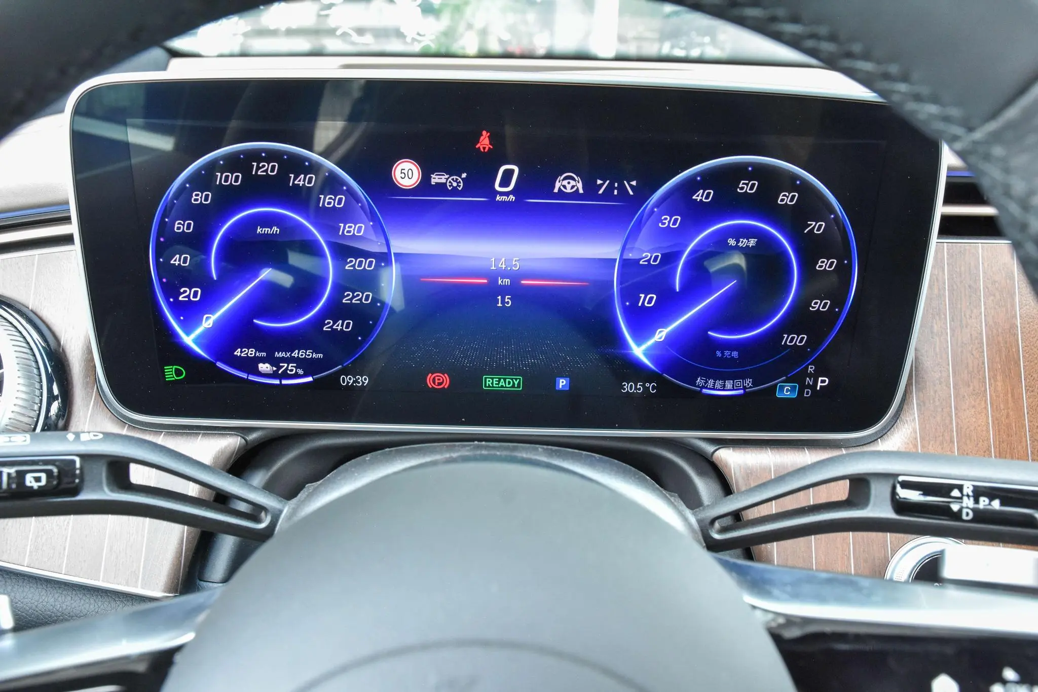 Mercedes-Benz Mercedes-Benz EQE SUV EQE SUV 500 4MATIC Pioneer Edition