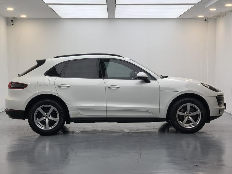 Porsche Macan 2016