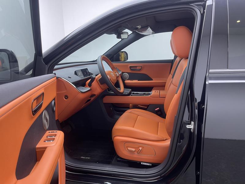 Toyota Platinum Smart 3X 2025