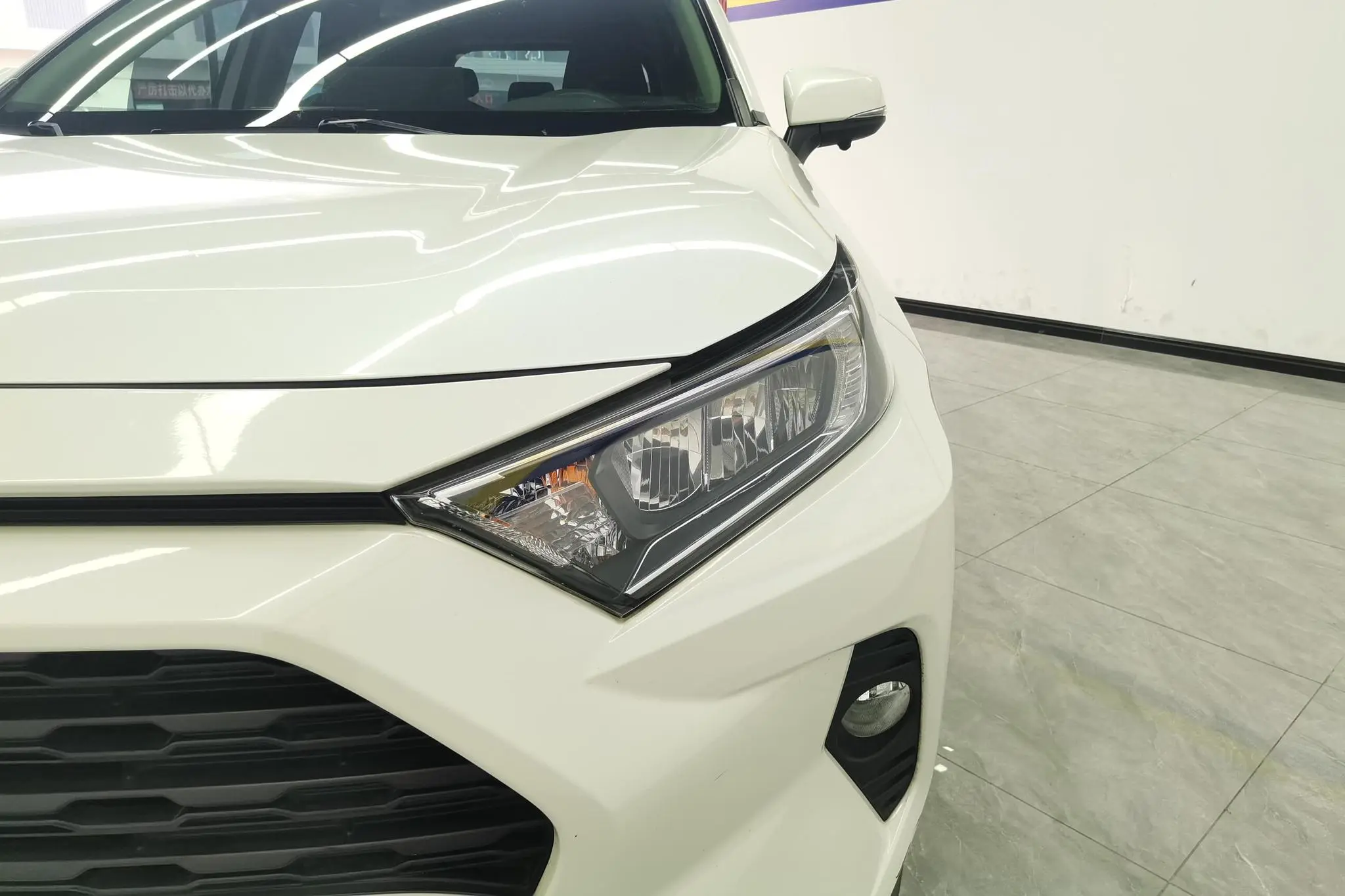 TOYOTA RAV4 Rongfang 2.0L CVT two-wheel drive urban edition