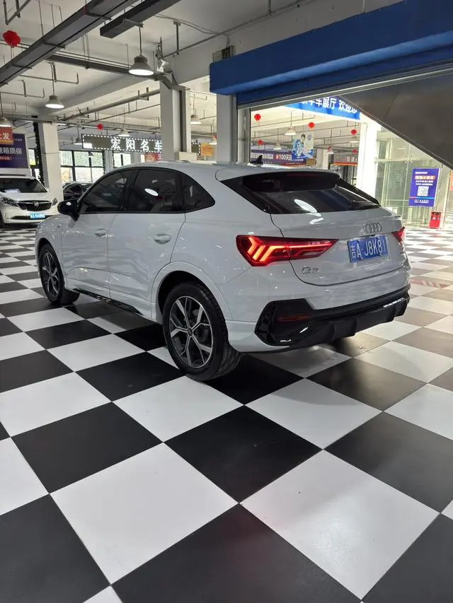 Audi Audi Q3 Sportback 40 TFSI Enjoy Life Edition