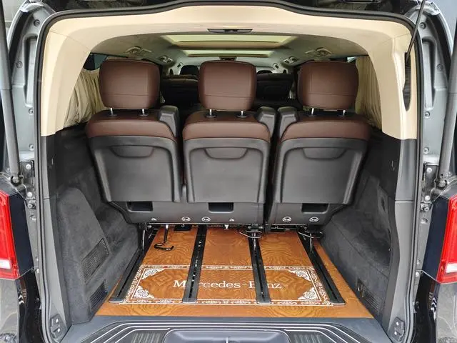 Mercedes-Benz Mercedes-Benz V-class V 260 L Long wheelbase Deluxe Edition