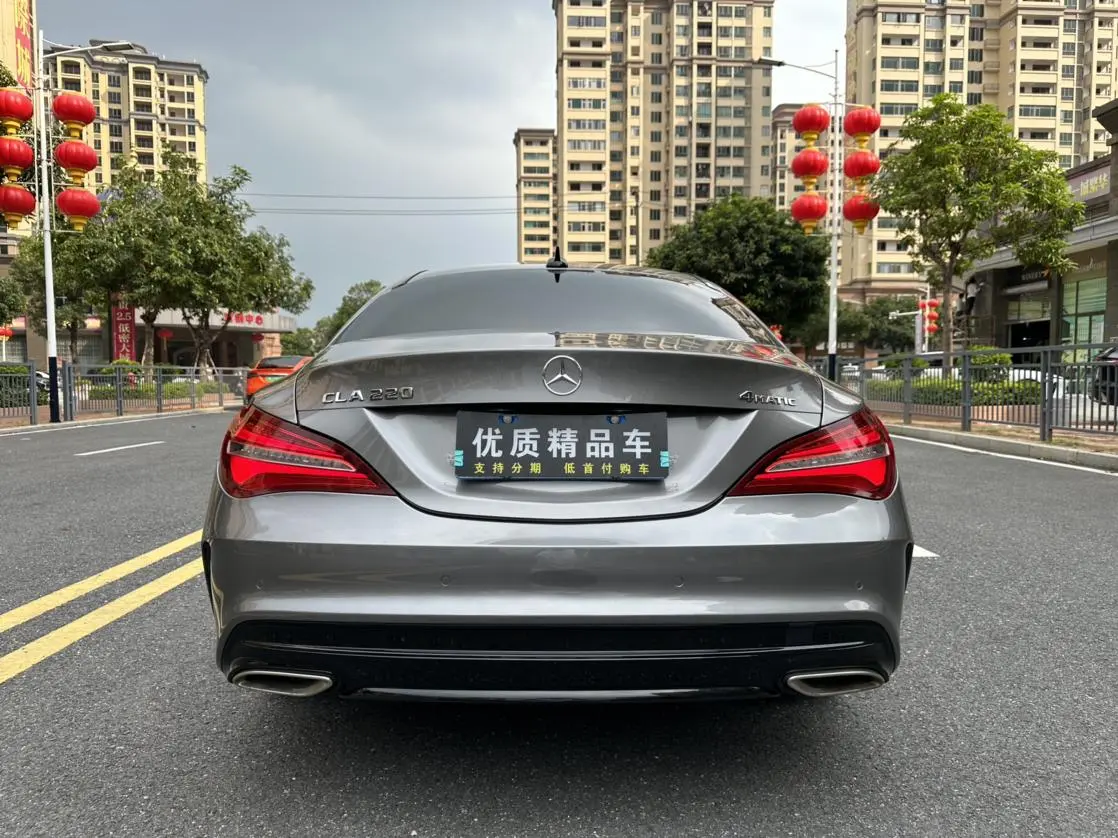 Mercedes-Benz Mercedes-Benz CLA CLA 220 4MATIC