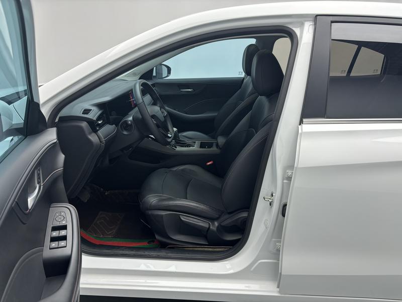 Roewe Roewe i5 2023
