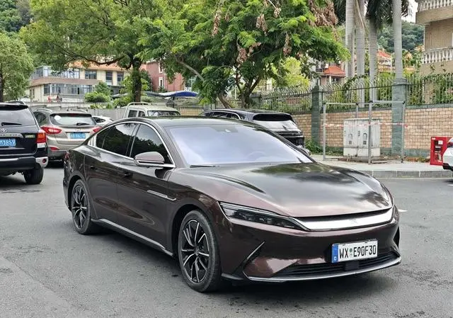 BYD Han EV Four-wheel drive high-performance version flagship