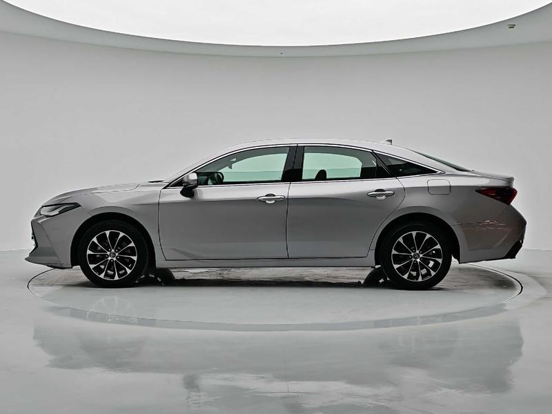 Toyota Asian Dragon 2023
