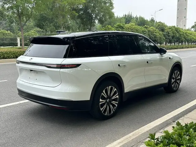 NIO NIO ES8 75kWh
