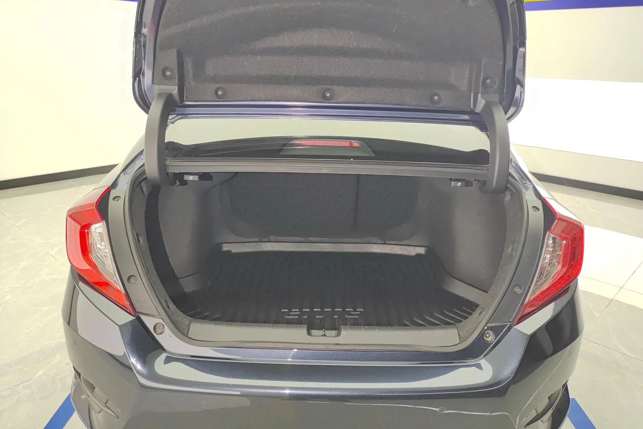 Honda Civic 220TURBO CVT Jin Engine Edition Country VI