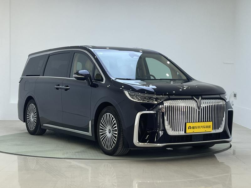 Voyah Lantu Dreamer PHEV 2025