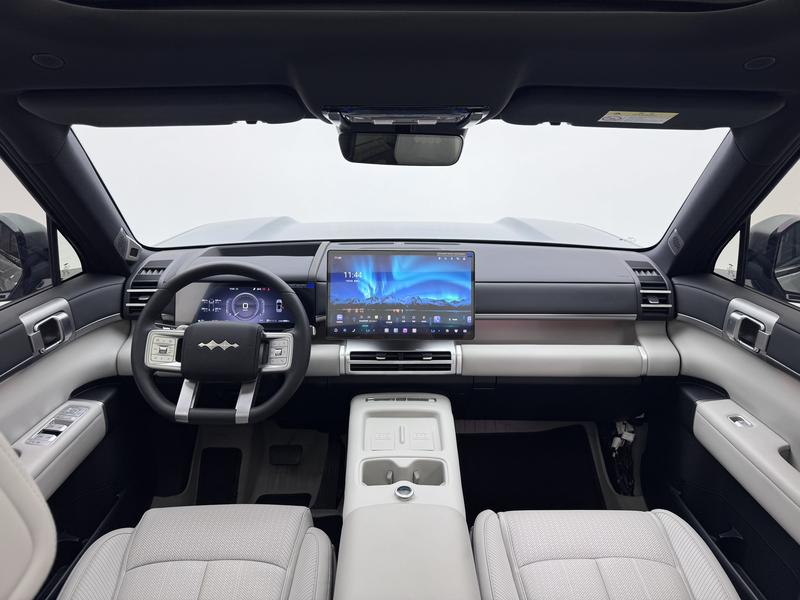 Fangchengbao Titanium 7 PHEV 2025