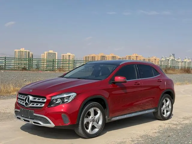 Mercedes-Benz Mercedes-Benz GLA GLA 200 dynamic type