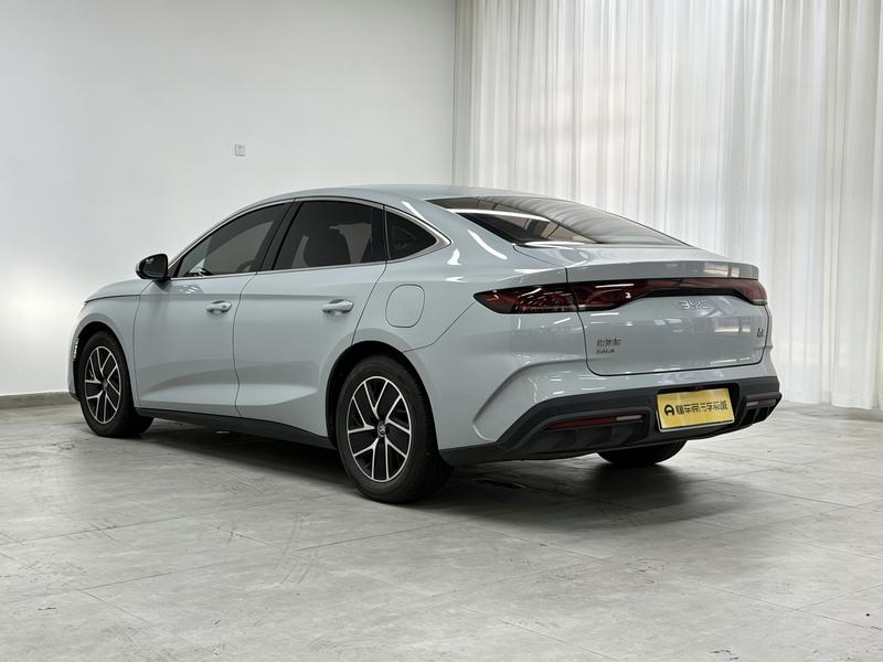 BYD Qin L DM 2024