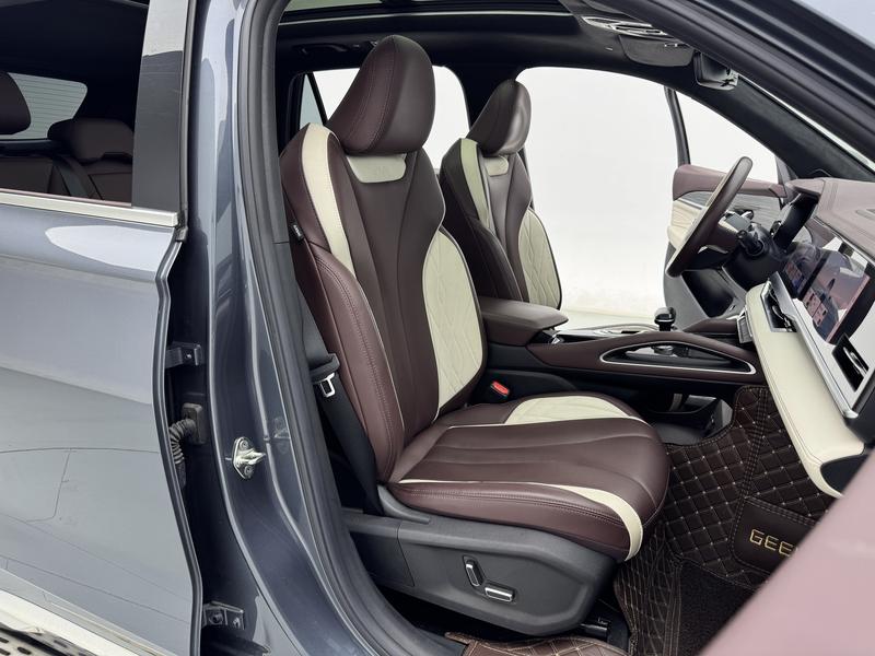Geely Emgrand L 2024