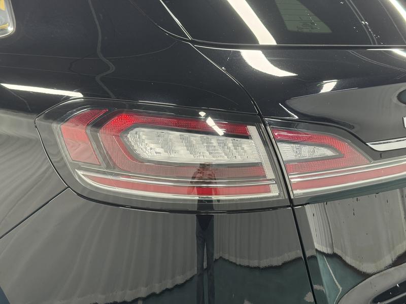 Lincoln Voyager 2021