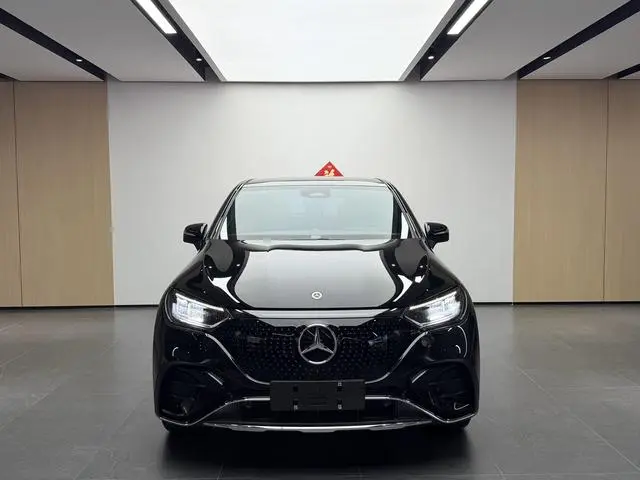 Mercedes-Benz Mercedes-Benz EQE SUV EQE SUV 500 4MATIC Pioneer Edition