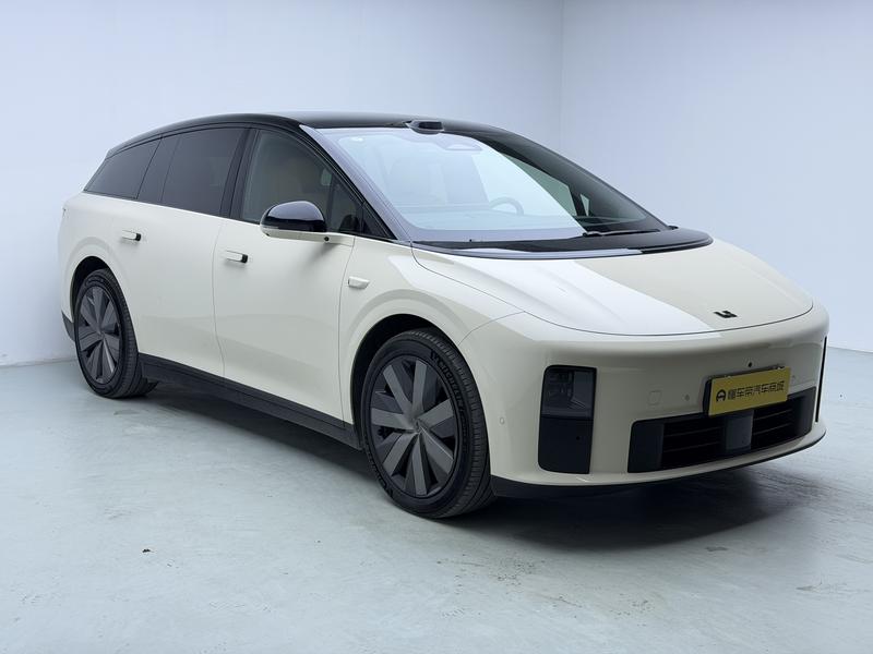Li Auto Ideal i6 2025