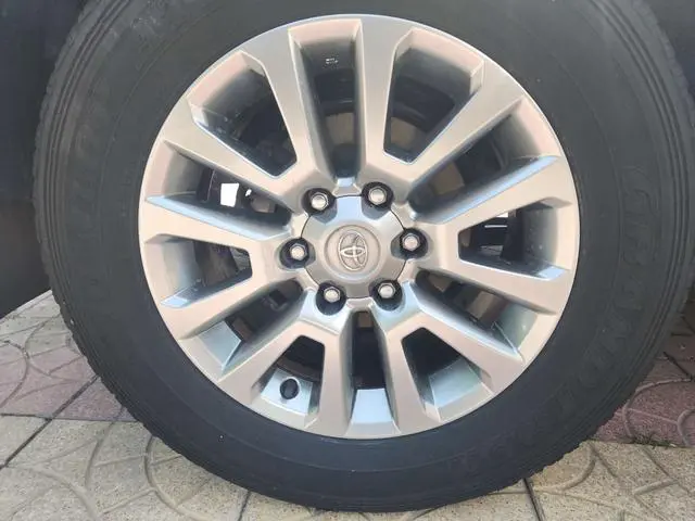 TOYOTA Prado 3.5L automatic TX