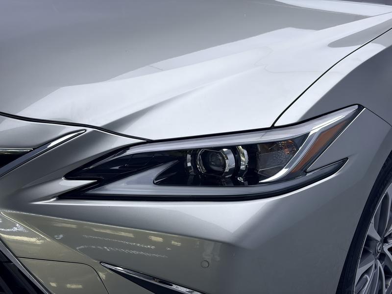 Lexus Lexus ES 2021