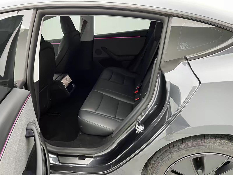 Tesla Model 3 2025