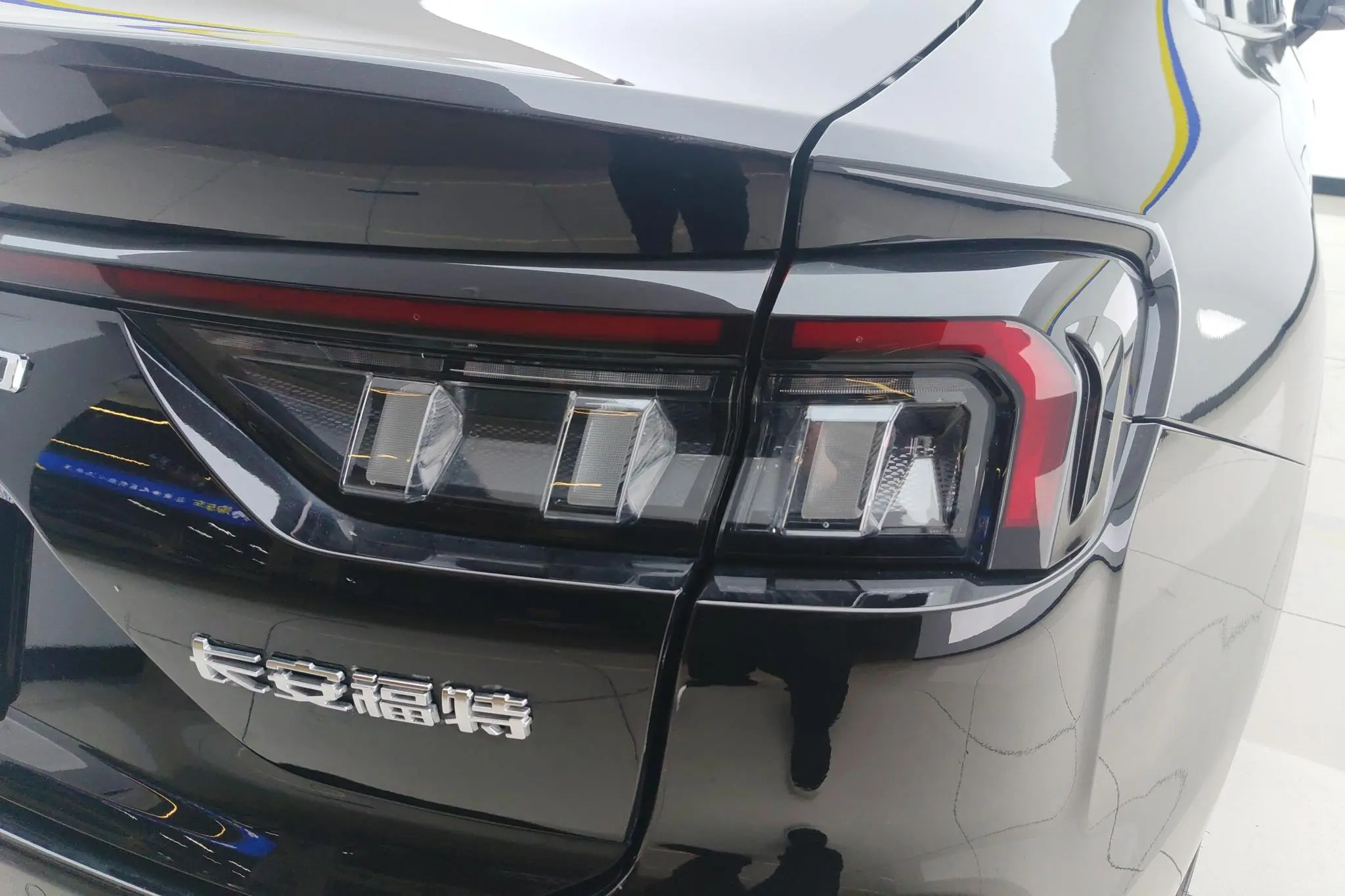 Ford Mondeo Facelift EcoBoost 245 luxury