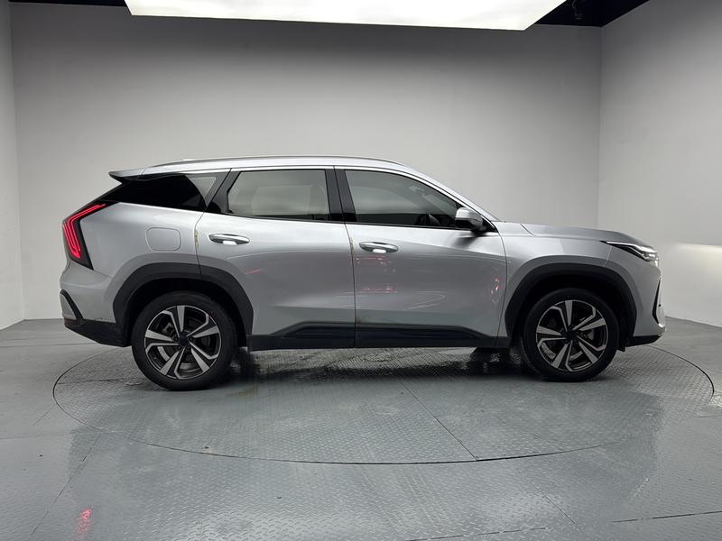 Geely Boyue L 2025
