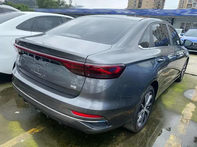 Geely Emgrand 4th generation Champion Edition 1.5L CVT Luxury