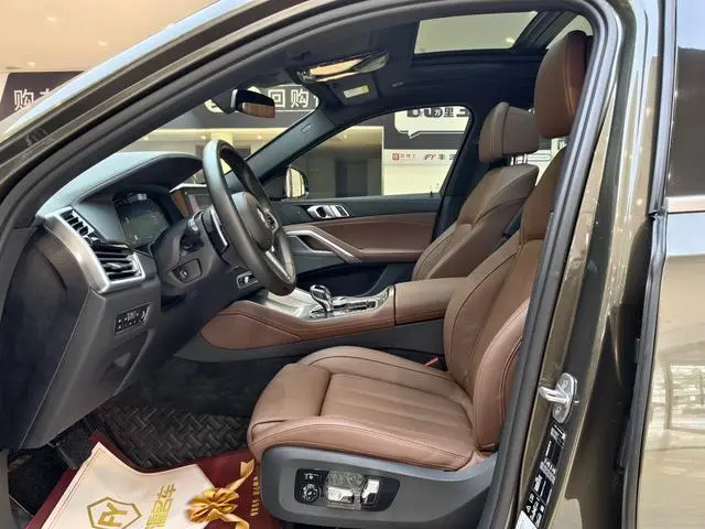 BMW BMW X6 xDrive40i Exclusive M Sports Suit
