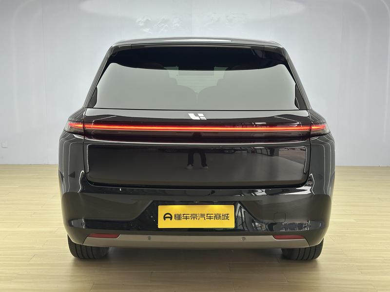 Li Auto Ideal L8 2023