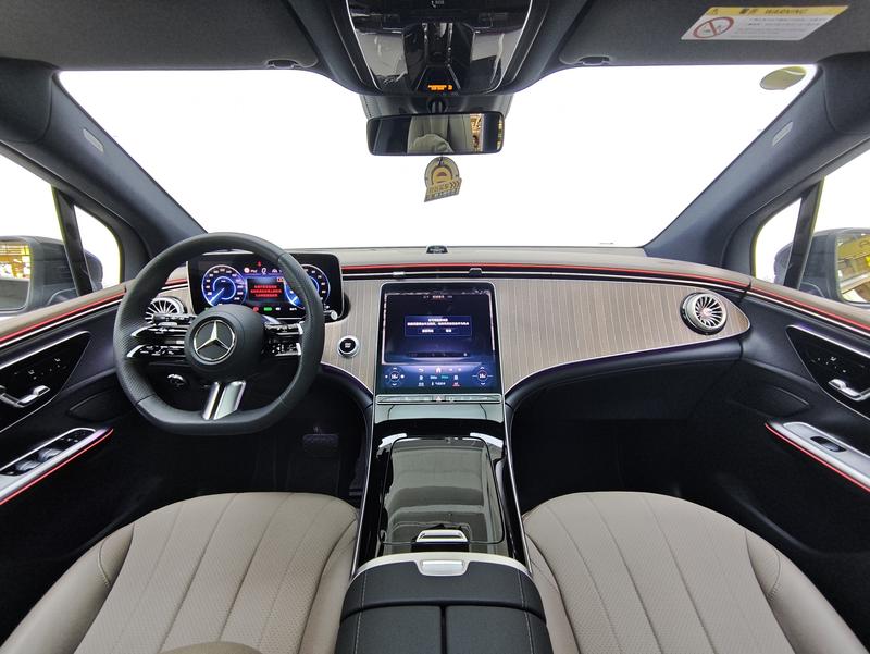 Mercedes-Benz Mercedes EQE SUV 2024