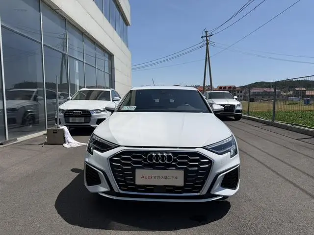 Audi Audi A3 Sportback 35 TFSI Aggressive Sports Type