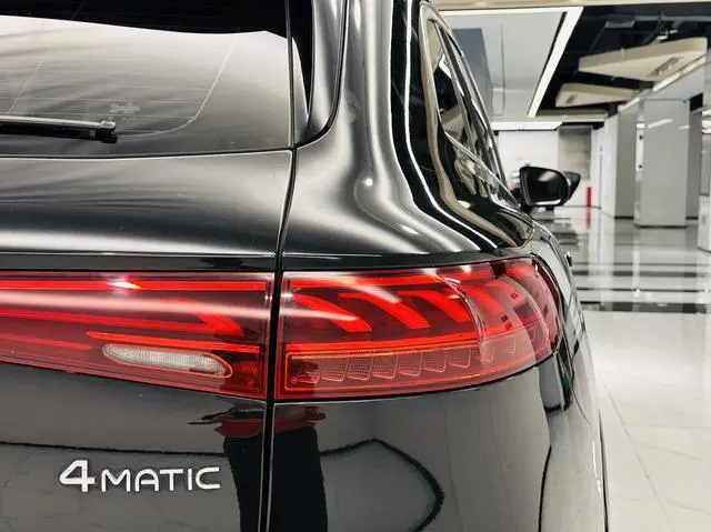 Mercedes-Benz Mercedes-Benz EQS SUV EQS 450 4MATIC Pioneer Edition